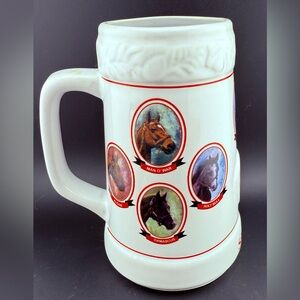 Saratoga Race Course souvenir beer stein/mug featuring champion racehorses. 28oz